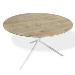 Rond eiken eettafel met zwart of wit metalen spinpoot