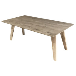 Moderne eiken eettafel met taps lopende eiken poten