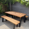 Iroko hardhouten tuintafel (180x87cm) met bijpassende bankjes