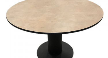 fee Tegenstrijdigheid bubbel HPL tafels op maat van de meubelmaker. Rond, (Deens)ovaal, Organisch,  (geborsteld)zwart eiken(visgaat), fenix kleuren.